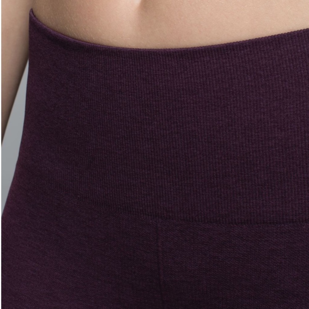 Lululemon | In the Flow Crop - Picture 5 of 9